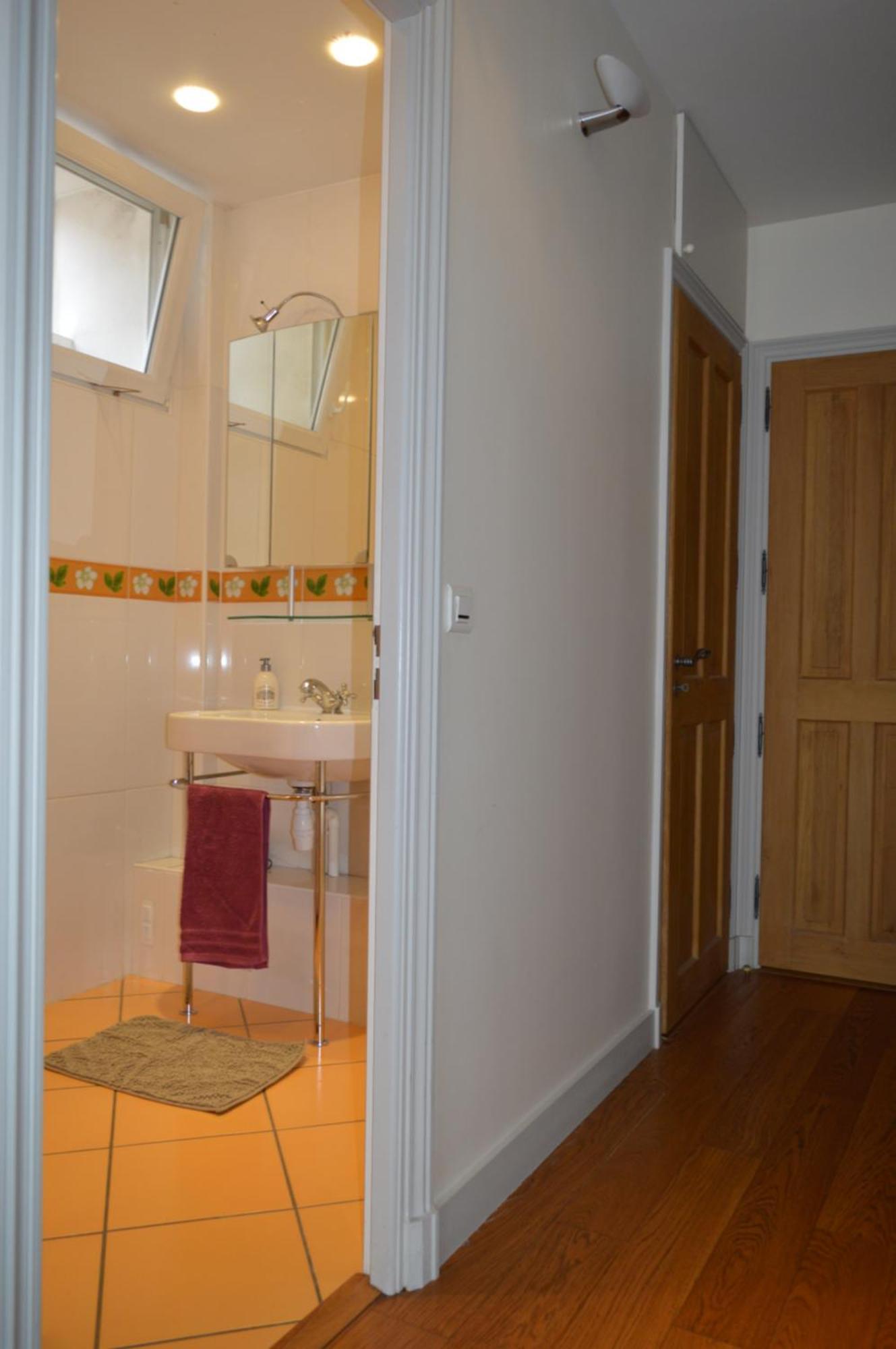 10 Mn From Champs-elysees Paris Apartment *